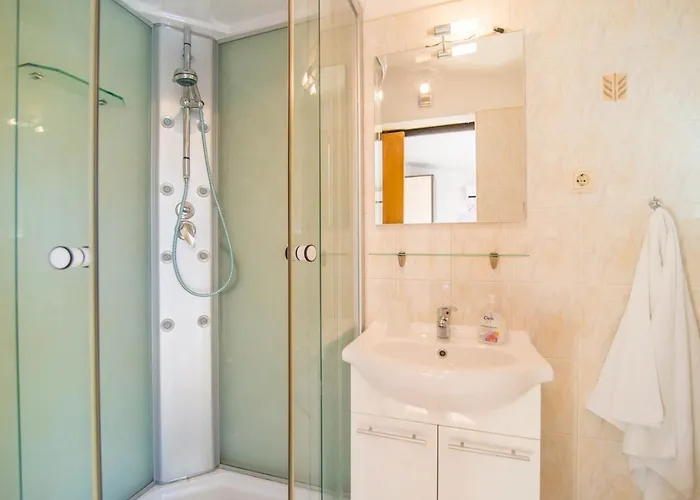 Cihorich Gasthuis 3*