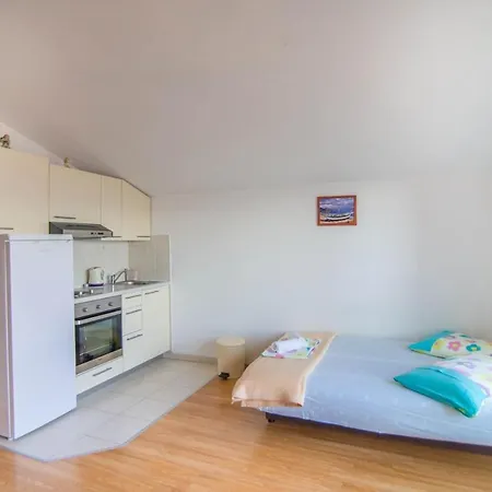 Cihorich Guest house 3*
