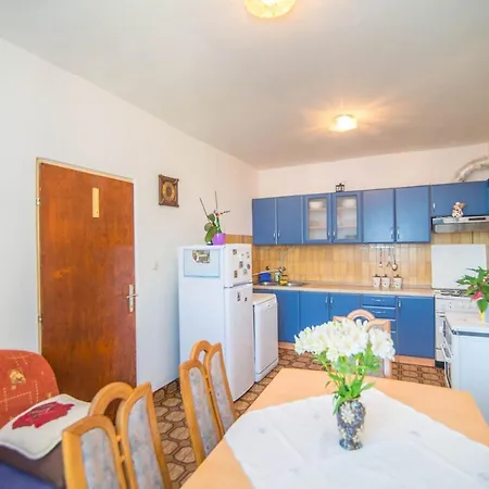 Guest house Cihorich 3*